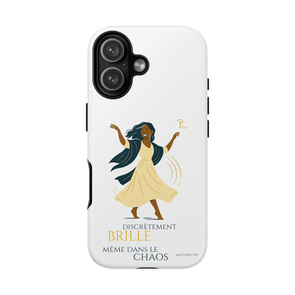 Brille discrètement - Chic Phone Case with a woman dancing - white
