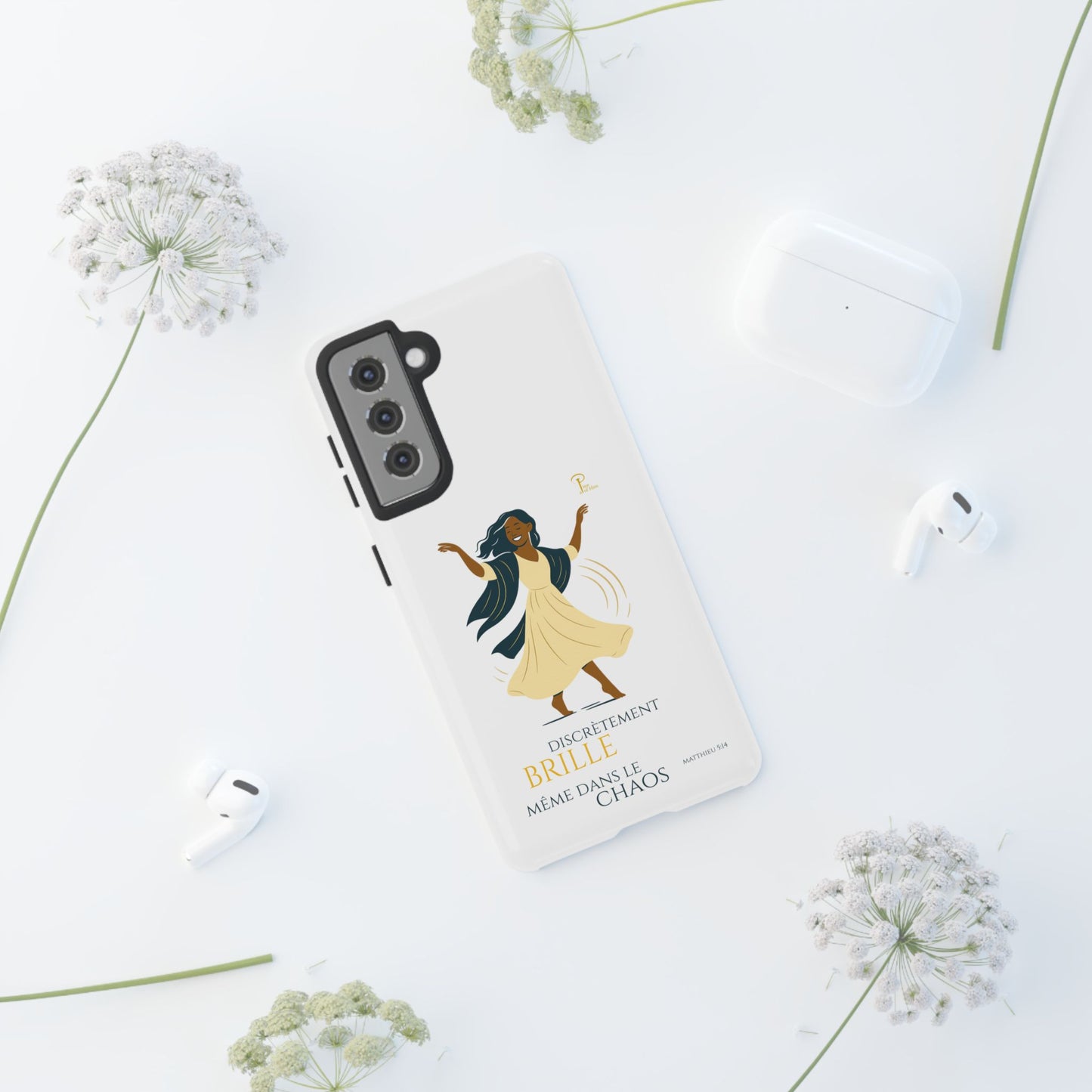 Brille discrètement - Chic Phone Case with a woman dancing - white
