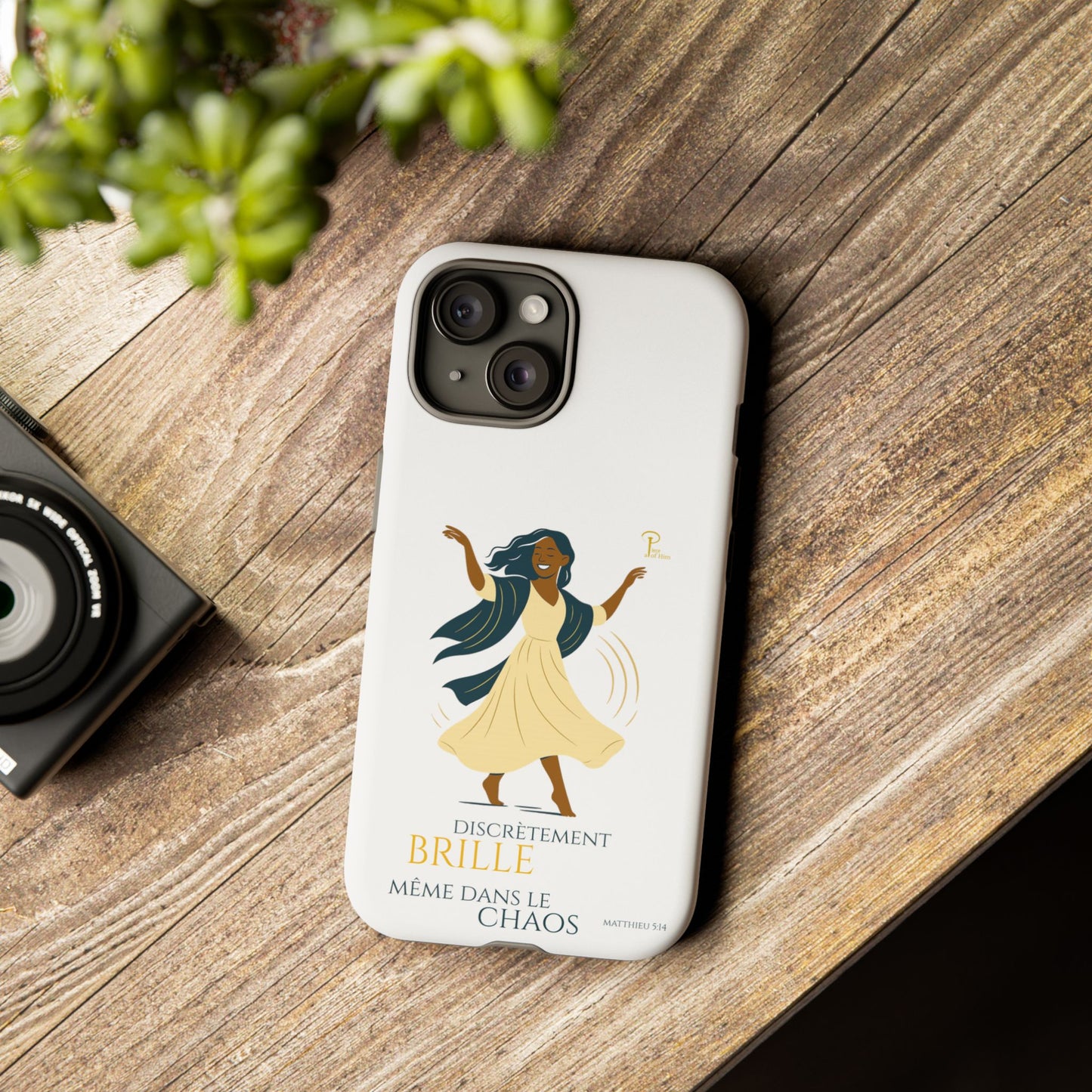 Brille discrètement - Chic Phone Case with a woman dancing - white