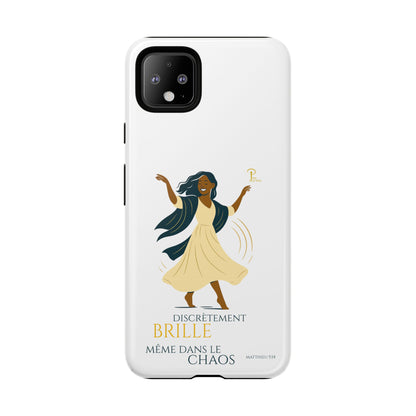 Brille discrètement - Chic Phone Case with a woman dancing - white