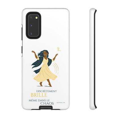Brille discrètement - Chic Phone Case with a woman dancing - white