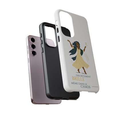 Brille discrètement - Chic Phone Case with a woman dancing - white